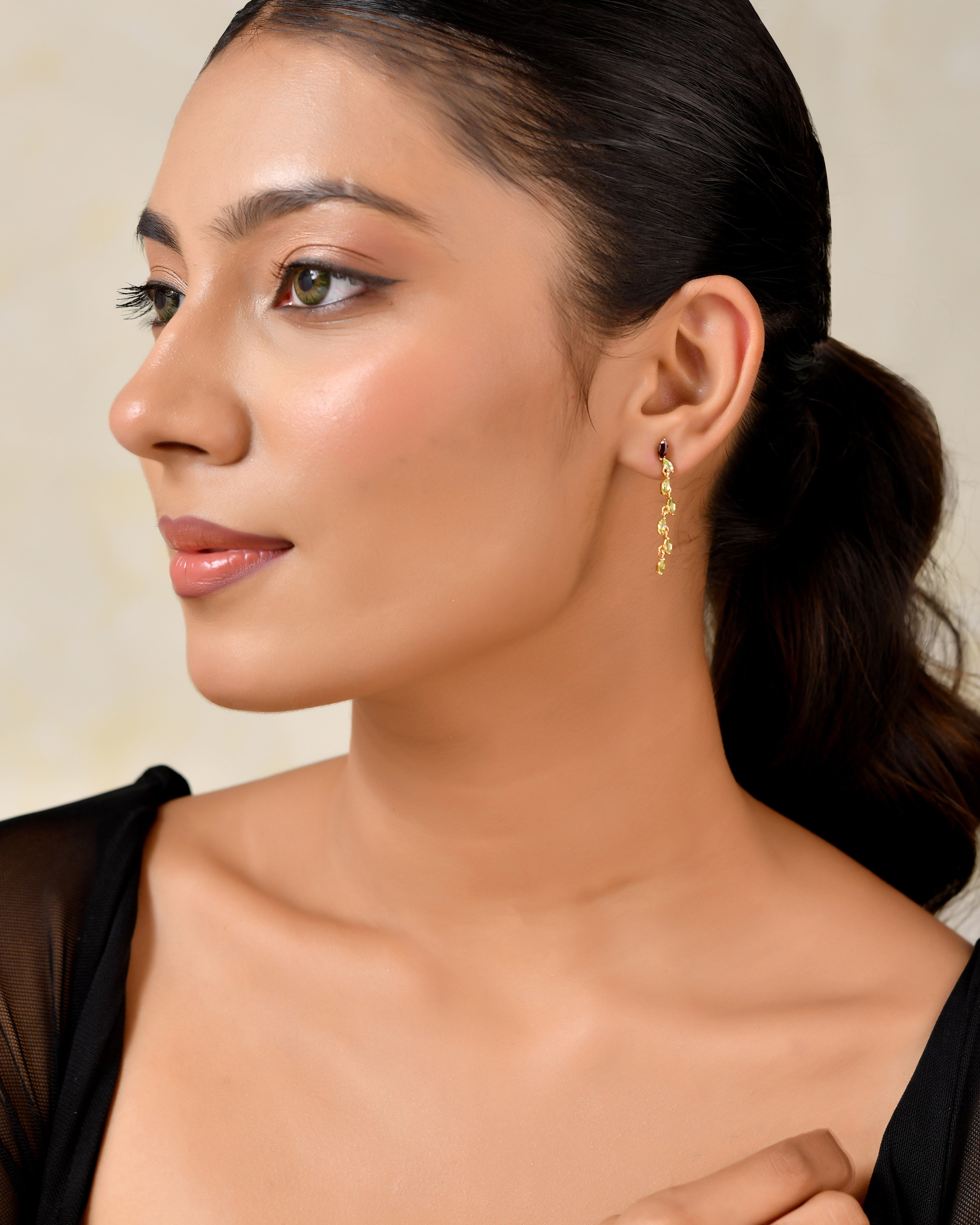 Virelia Garnet & Peridot Earrings