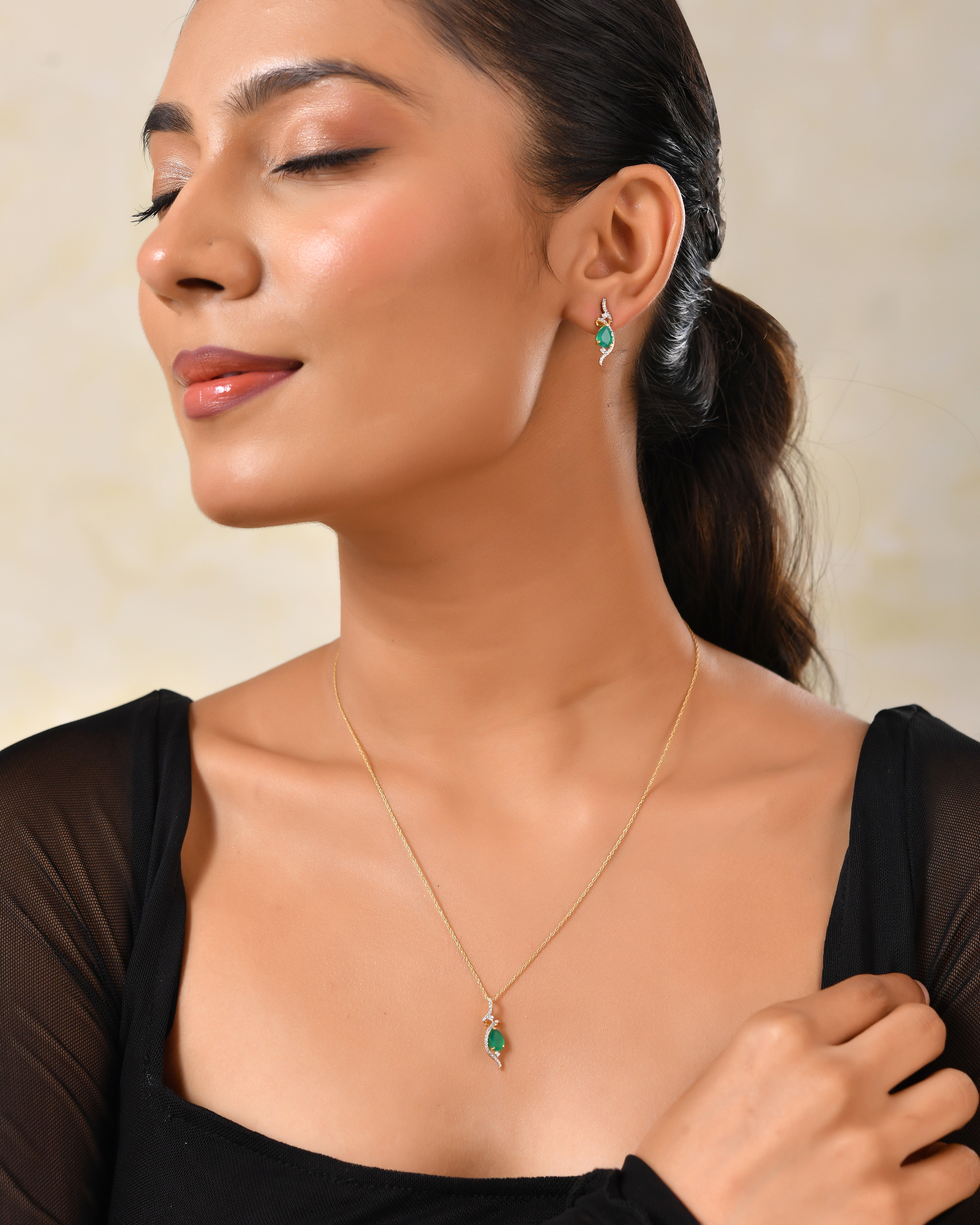 Verdelisse Green Onyx & Zircon Pendant with Silver Chain